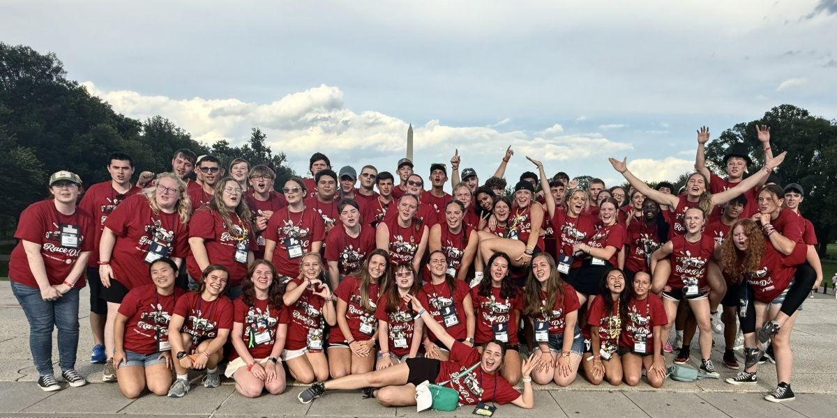 Youth Tour delegates in front of Washington Monument